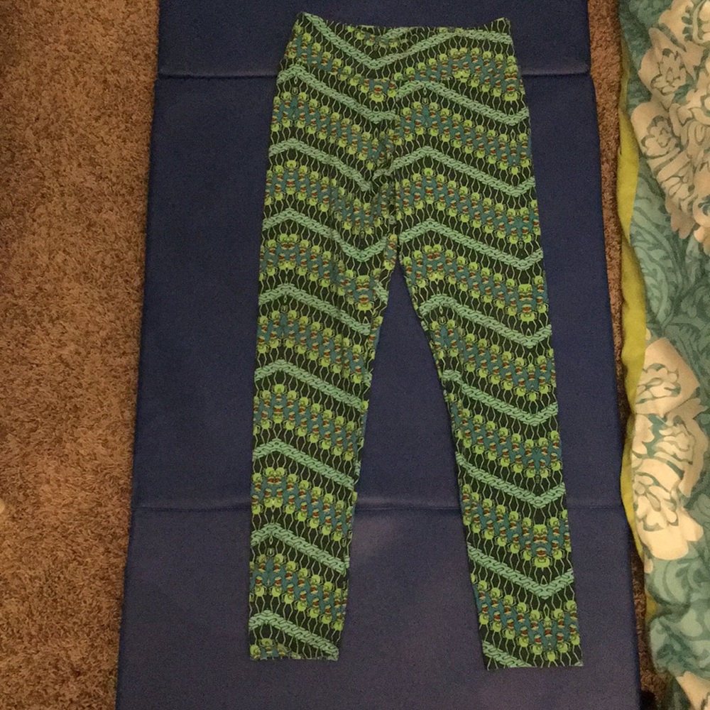 One size Kermit leggings